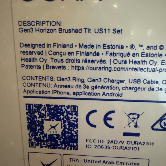 Oura Brushed Silver Health Ring - Picture 4 of 6